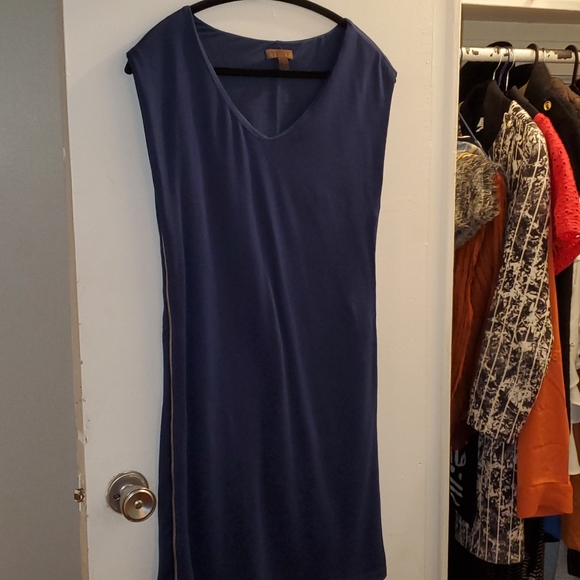 One of a kind dress - Picture 3 of 7